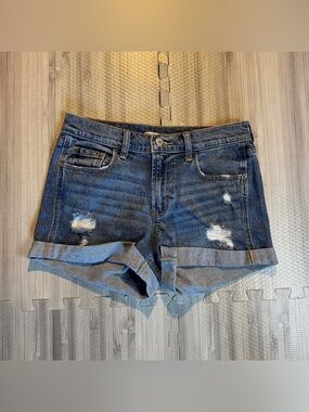 Old Navy Women's Mid-Rise Boyfriend Ripped Medium-Wash Jean Shorts